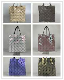 Picture of Issey Miyake Handbags _SKUfw160997144fw
